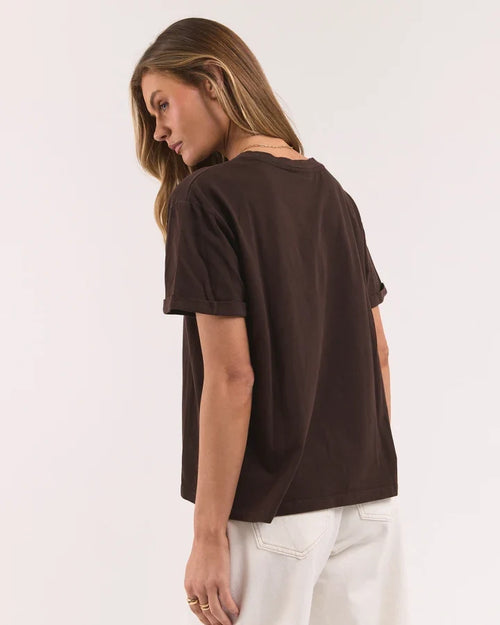 Foxwood - Base T-Shirt in Coffee