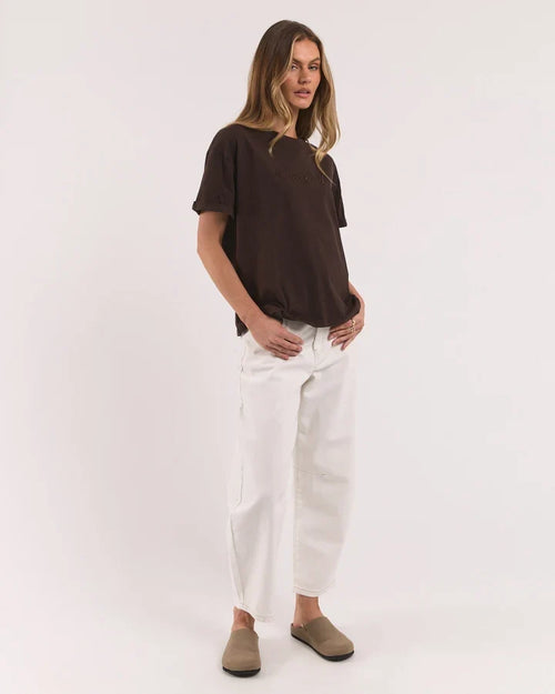 Foxwood - Base T-Shirt in Coffee