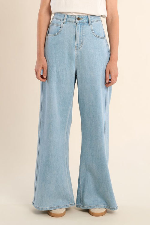 Molly Bracken - Lightweight Denim Wide-Leg Jean EF1628EE