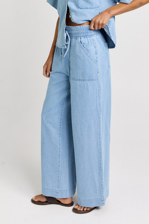 Betty Basics - Saffra Relax Leg Jean