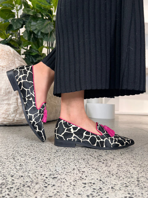 MINX - BEXLEY - Giraffe Pony Black/Pink