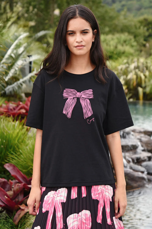 COOP - BOW T-Shirt - Black/Pink