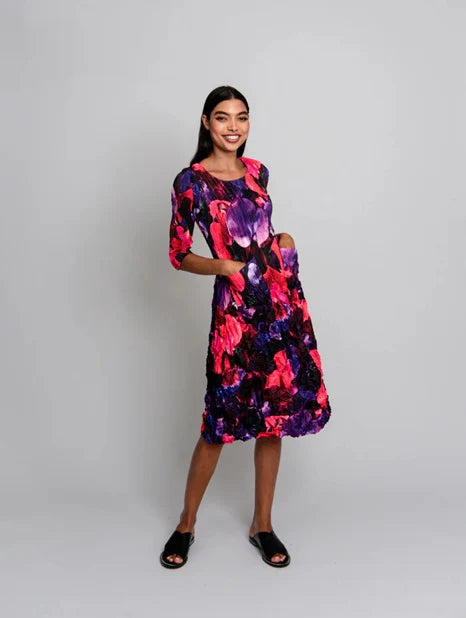 Alquema - 3/4 Sleeve Smash Pocket Dress in Sweet Pea