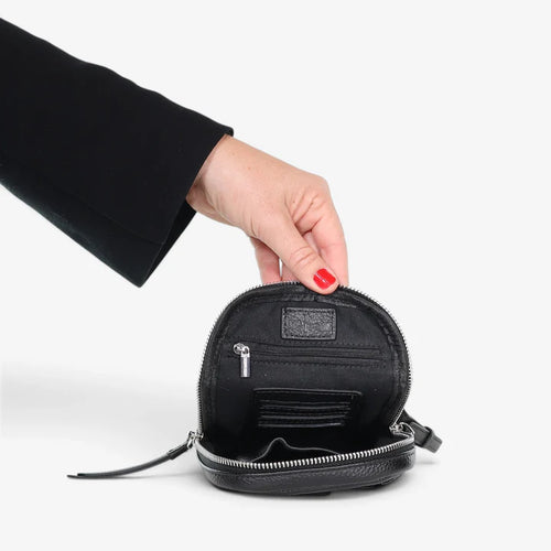 MINX - DIAL UP JET SETTER BAG - Black/Silver
