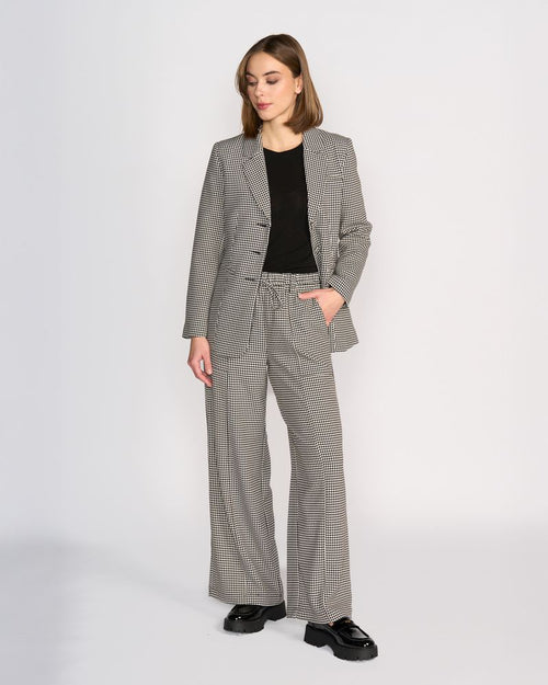 Knewe - RYDER Blazer - Summit Check