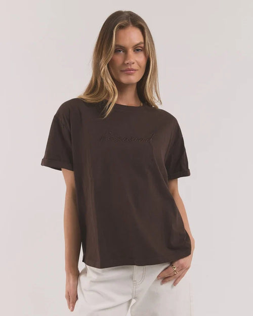 Foxwood - Base T-Shirt in Coffee