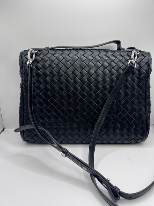 MINX _ Woven Crossbody Bag - Black