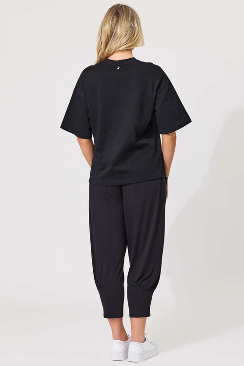 Lemon Tree - AMOR Tee - Black/Red Hearts