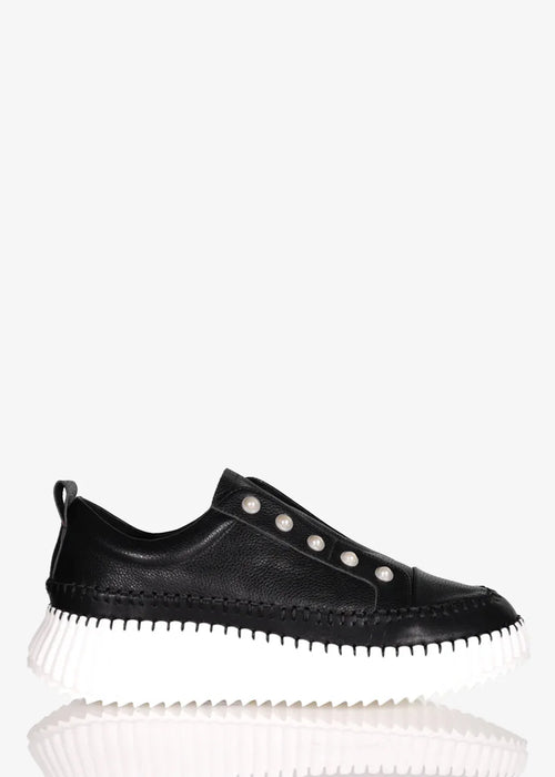 MINX - PEARLZIE BOOST Sneaker - Black