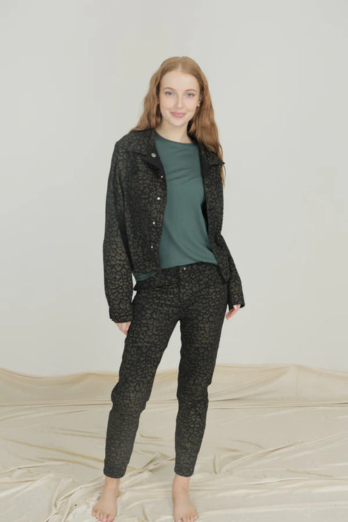 Onado - Reversible Jeans - Black/Animal Print QX02