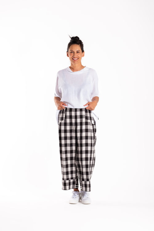 Jellicoe - CAPRI Pants 25-95 - Black Check