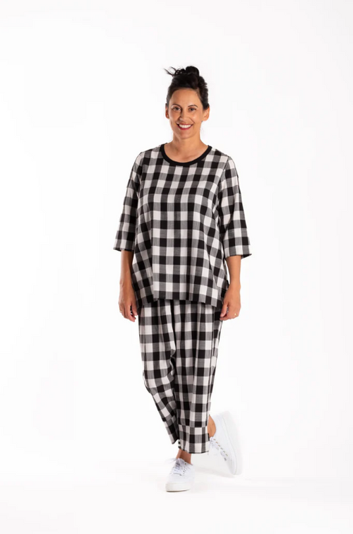 Jellicoe - PLEAT BACK Top 25-94 - Black Check