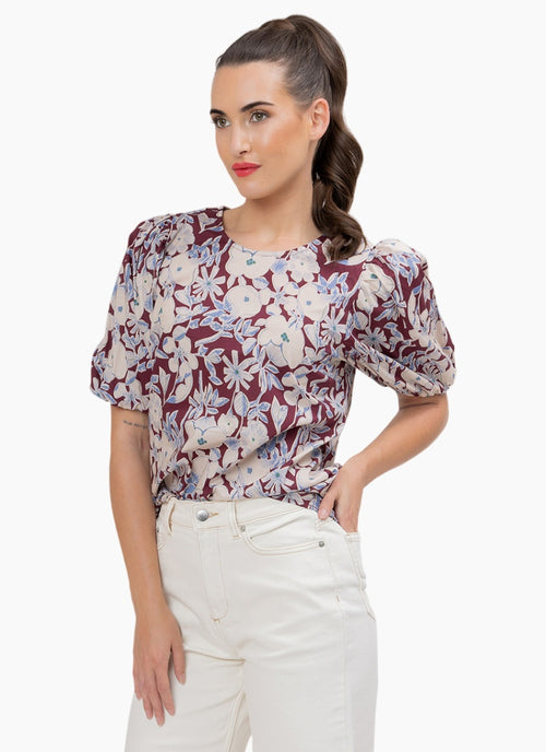 Seeking Lola  RELAXED CAREFREE TOP-MERLOT FIELD