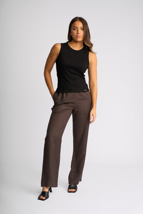Knewe - True Tank in Black K3042