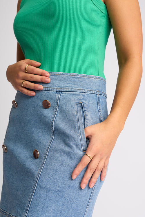Knewe - Crest Skirt in Lt Wash Denm