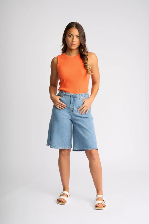 KNEWE - ZURI Short - Light Wash Blue Denim