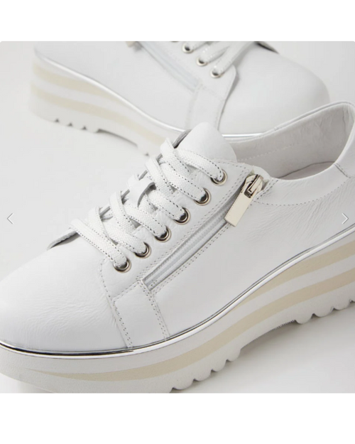 Django & Juliette - EAMMES Sneaker - White
