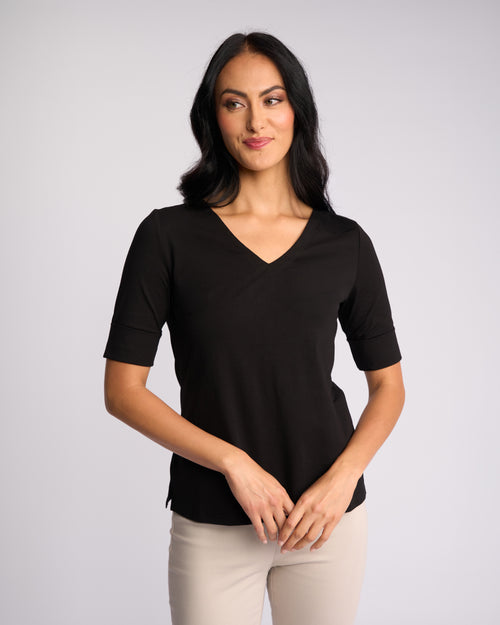 Vassalli - V Neck Top in Black