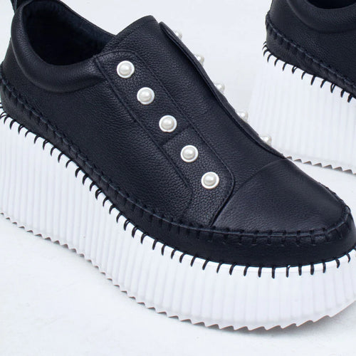 MINX - PEARLZIE BOOST Sneaker - Black